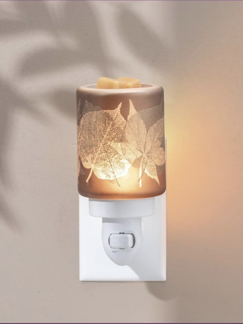 Luminous Leaves Plug In Warmer